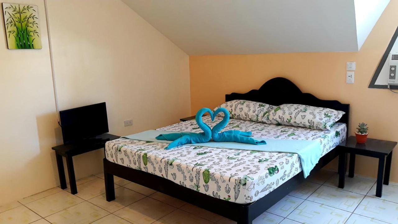 Hotel Sisters Inn Moalboal Bagian luar foto